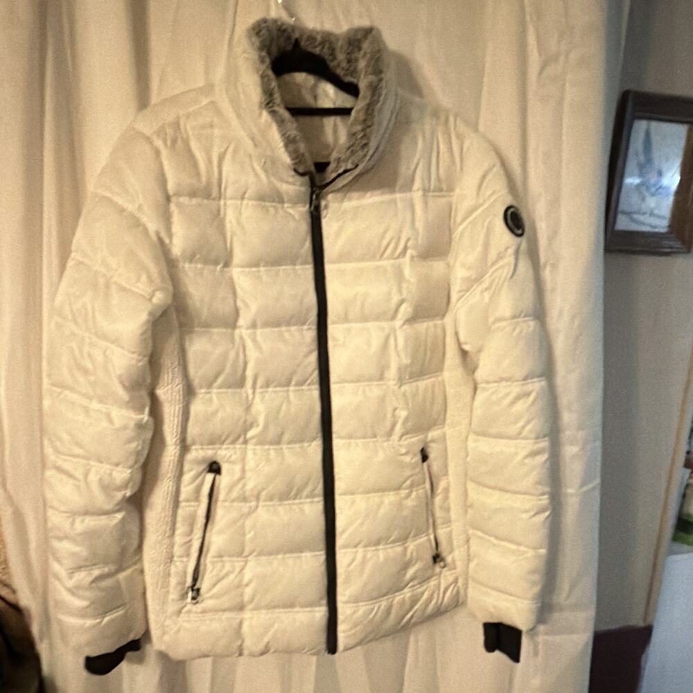 Nautica Women’s White Quilted Puffer Jacket Faux Fur Collar Size L Missing Hood